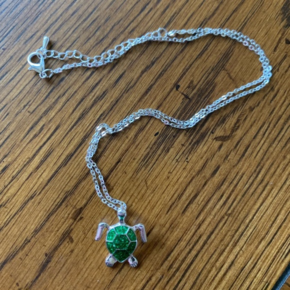 Green Sea Turtle Silver Plated Necklace NWT - Picture 4 of 5